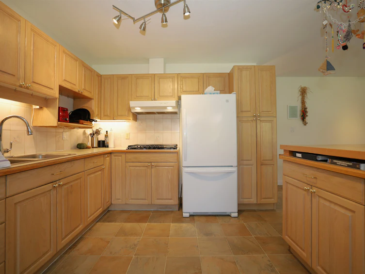6330 Oracle Road, Sechelt, BC, V0N 3A7 - 15