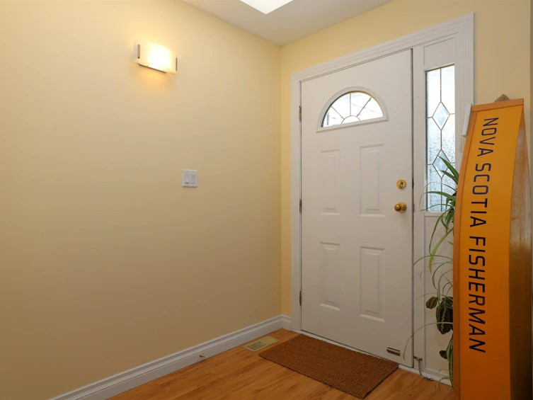6330 Oracle Road, Sechelt, BC, V0N 3A7 - 4