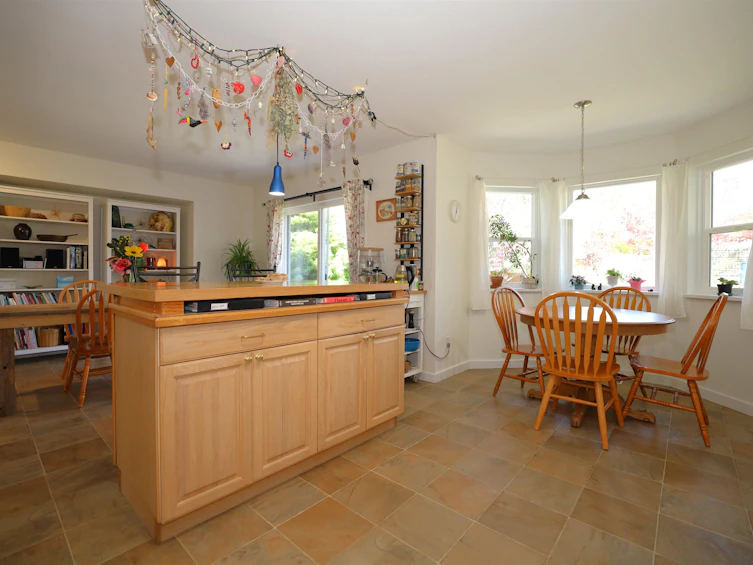 6330 Oracle Road, Sechelt, BC, V0N 3A7 - 14