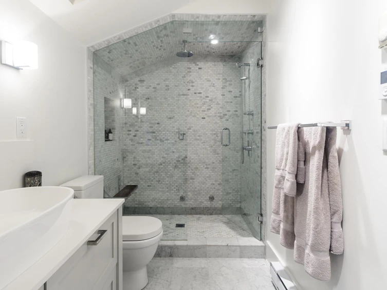 756 W 22nd Avenue, Vancouver, BC, V5Z 1Z7 - 5