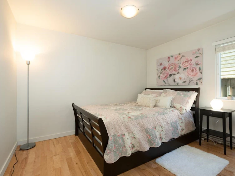928-930 E 14th Avenue, Vancouver, BC, V5T 2N8 - 27