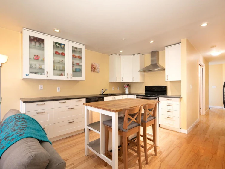 928-930 E 14th Avenue, Vancouver, BC, V5T 2N8 - 21