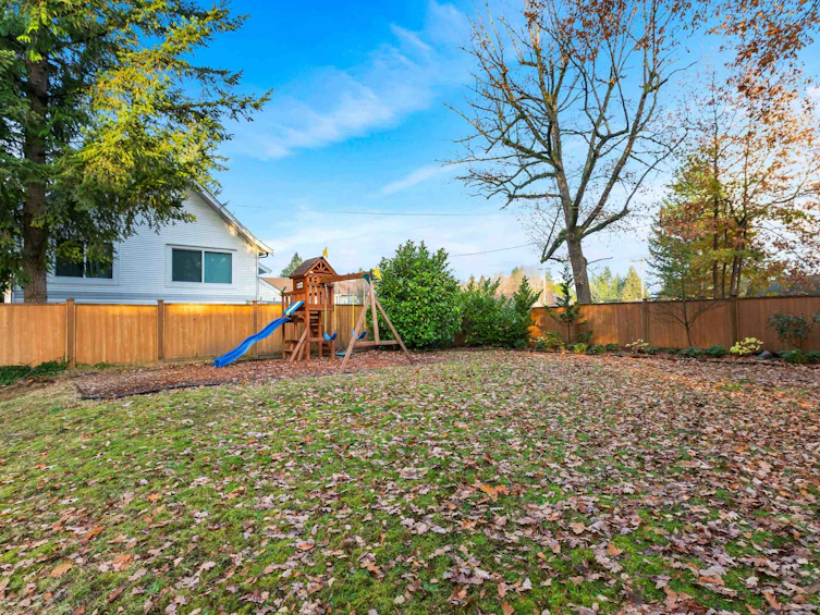 11952 214 Street, Maple Ridge, BC, V2X 8M7 - 3