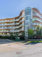 103 20416 Park Avenue