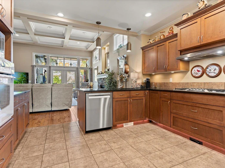 5835 Garrison Boulevard, Chilliwack, BC, V2R 5X9 - 11