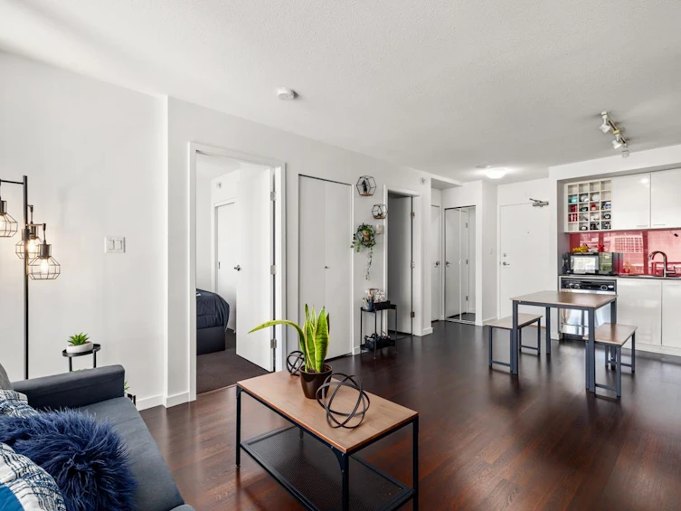 809-131 Regiment Square, Vancouver, BC, V6B 1X6 - 8