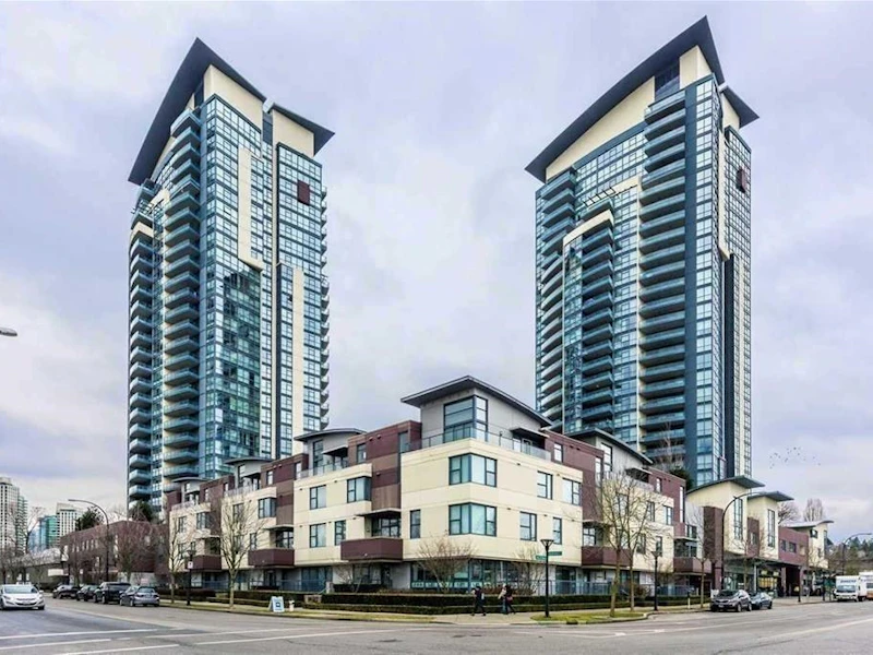 906 - 2225 Holdom Avenue, Burnaby BC V5B 0A1