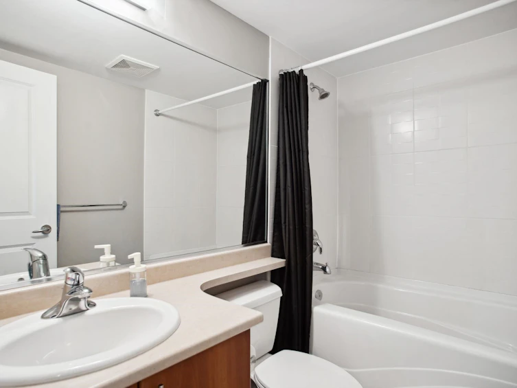906-2225 Holdom Avenue, Burnaby, BC, V5B 0A1 - 15