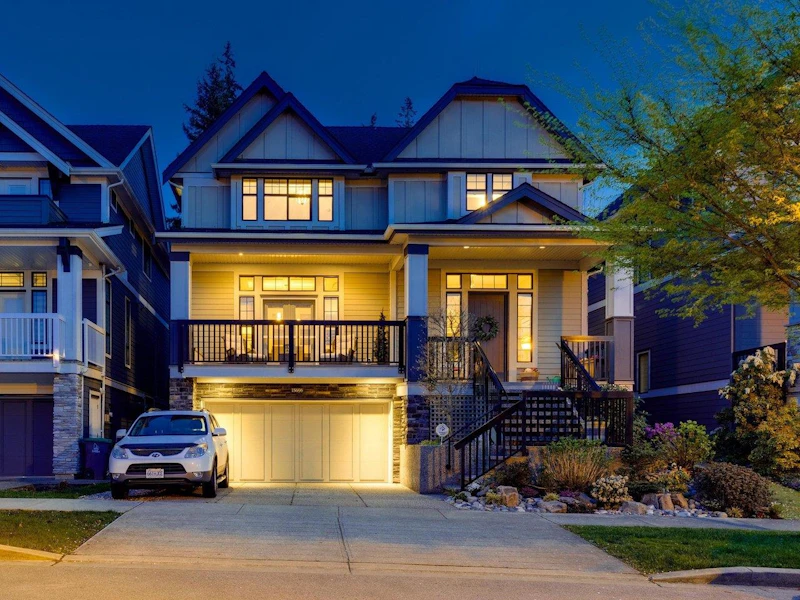 15696 Wills Brook Way, Surrey BC V3Z 0C6