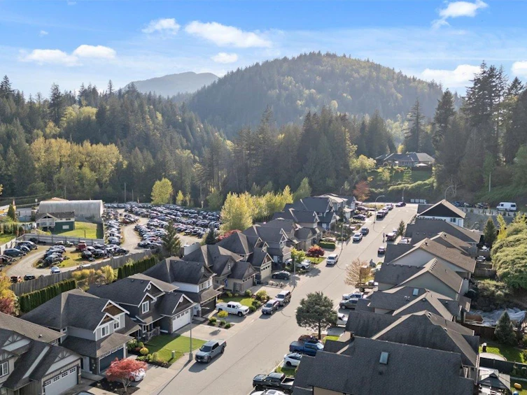 45432 Ariel Place, Cultus Lake, BC, V2R 0K7 - 38