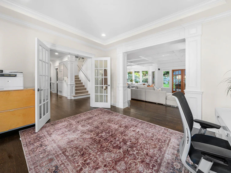 3722 Emerald Drive, North Vancouver, BC, V7R 3B8 - 5