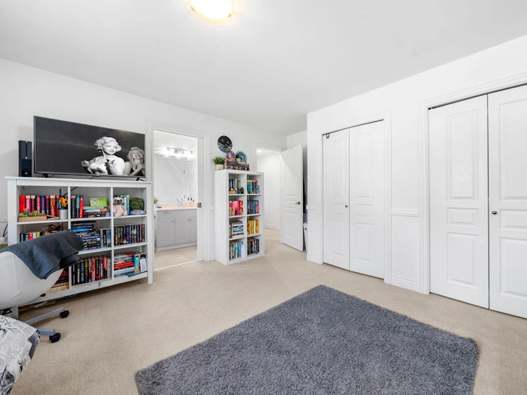 3722 Emerald Drive, North Vancouver, BC, V7R 3B8 - 29