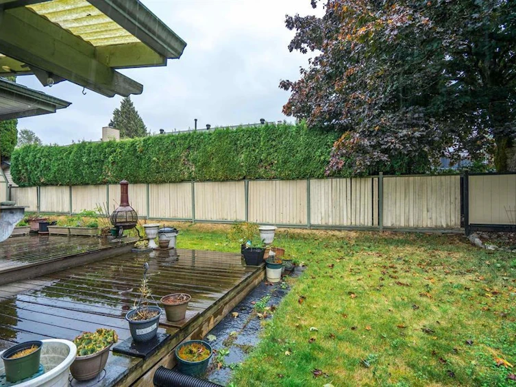 8966 144a Street, Surrey, BC, V3R 7J9 - 7