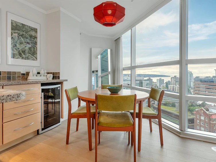 2103-1050 Burrard Street, Vancouver, BC, V6Z 2S3 - 11