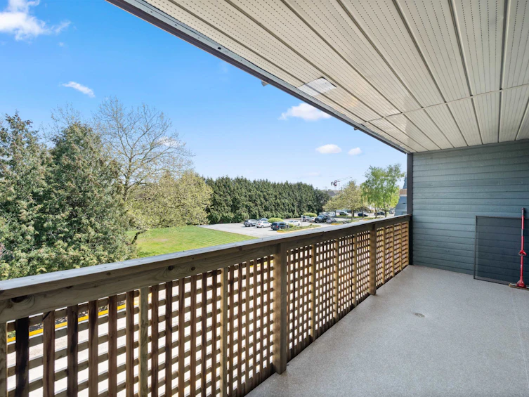 209-5906 176a Street, Surrey, BC, V3S 4H7 - 24