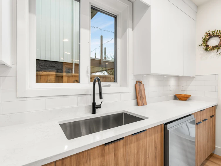 1 65 E 58th Avenue, Vancouver, BC, V5X 1V7 - 18