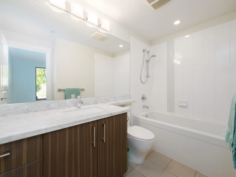 G07-119 W 22nd Street, North Vancouver, BC, V7M 0B4 - 17