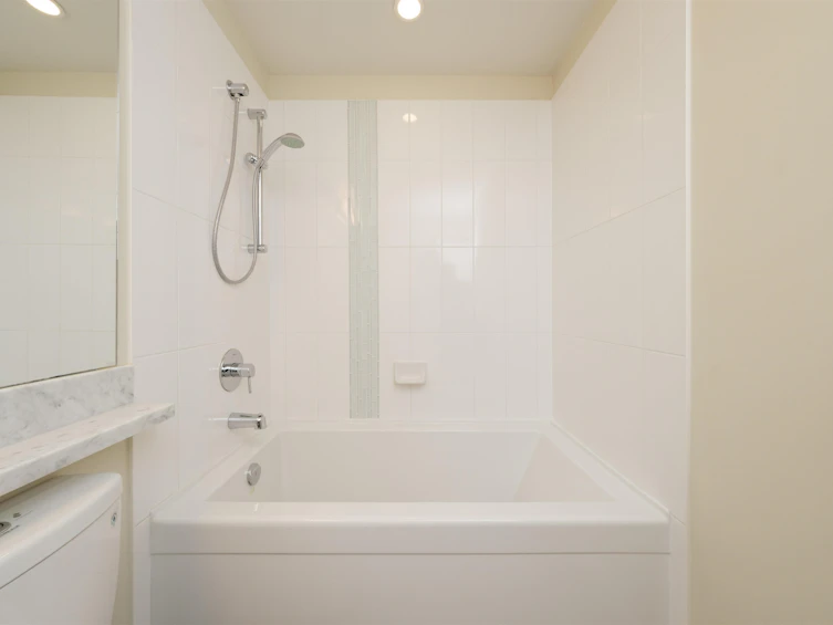 G07-119 W 22nd Street, North Vancouver, BC, V7M 0B4 - 18