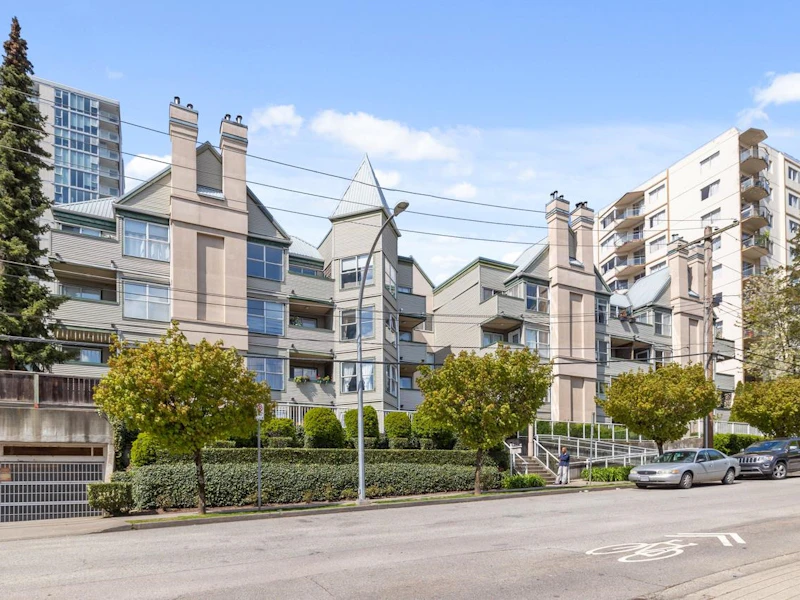 406 - 509 Carnarvon Street, New Westminster BC V3L 5S4