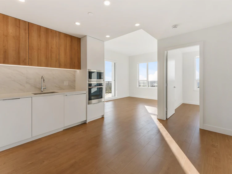 3007-13387 Old Yale Road, Surrey, BC, V3T 0V6 - 5