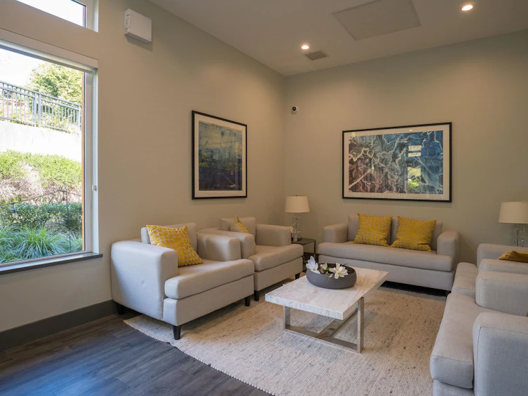 305-3911 Cates Landing Way, North Vancouver, BC, V7G 0A6 - 24