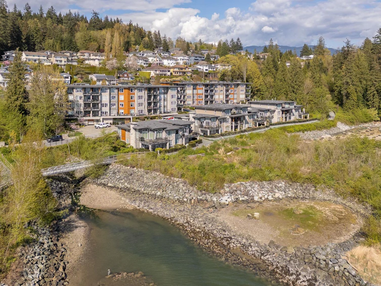 305-3911 Cates Landing Way, North Vancouver, BC, V7G 0A6 - 35