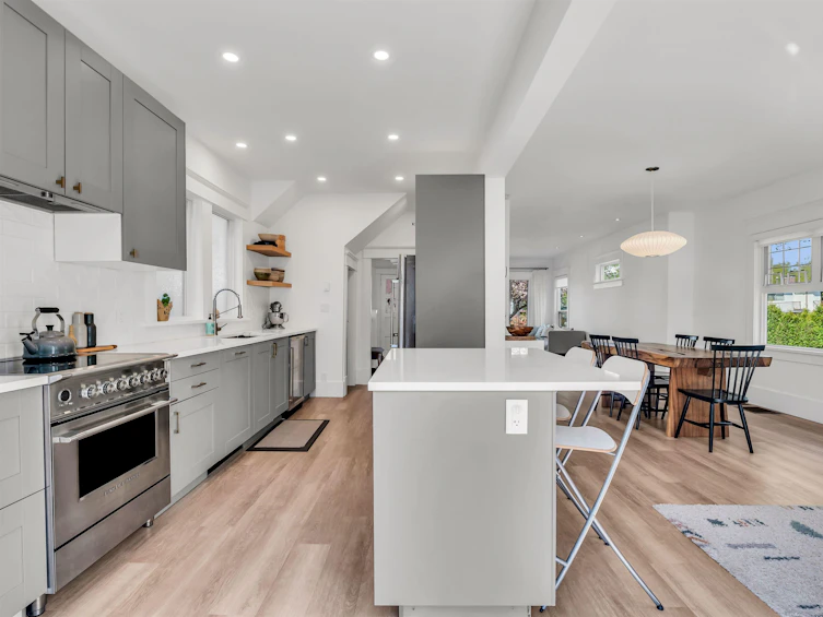 494 E 18th Avenue, Vancouver, BC, V5V 1G1 - 11