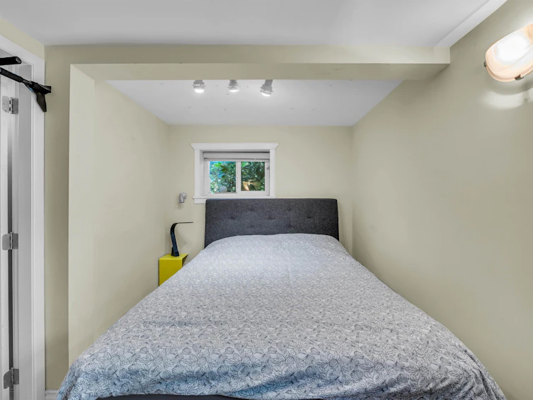 494 E 18th Avenue, Vancouver, BC, V5V 1G1 - 25