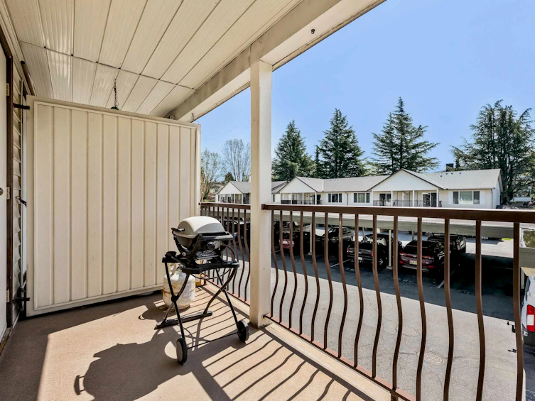 207-2853 W Bourquin Crescent, Abbotsford, BC, V2S 6H6 - 25