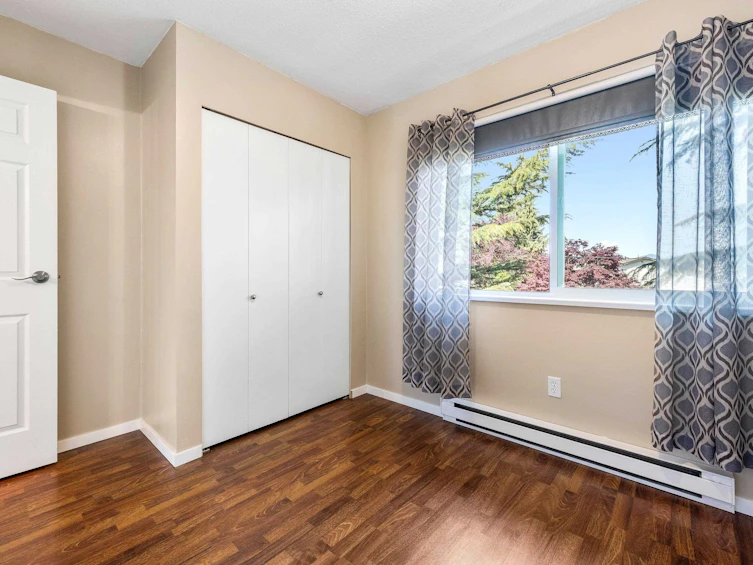 207-2853 W Bourquin Crescent, Abbotsford, BC, V2S 6H6 - 21