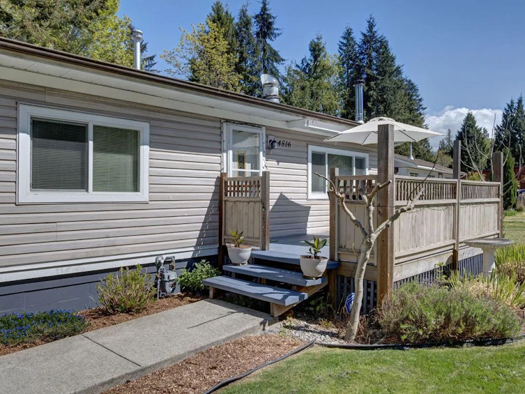 4516 Hupit Street, Sechelt, BC, V0N 3A0 - 3