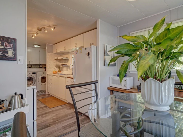 4516 Hupit Street, Sechelt, BC, V0N 3A0 - 10