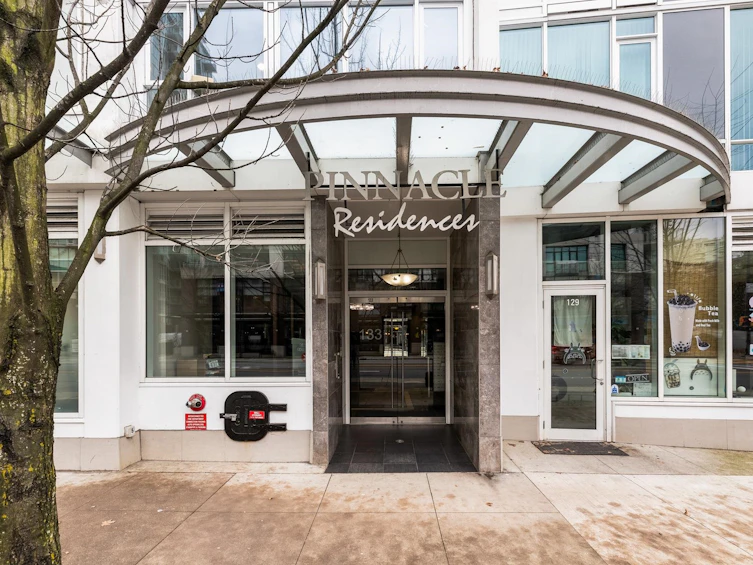607-133 E Esplanade Avenue, North Vancouver, BC, V7L 1A1 - 14
