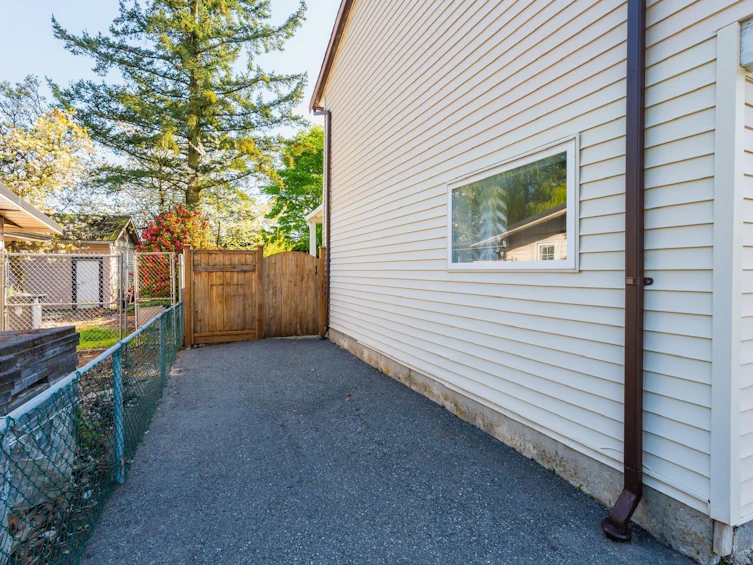 26472 29 Avenue, Langley, BC, V4W 3A9 - 25