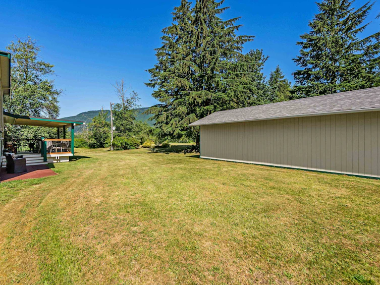 1181 Frost Road, Columbia Valley, BC, V2R 4X8 - 23