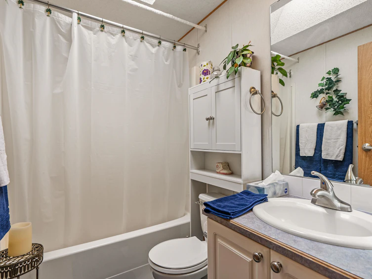1181 Frost Road, Columbia Valley, BC, V2R 4X8 - 32