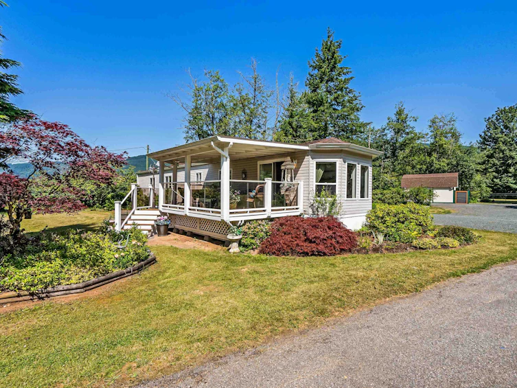 1181 Frost Road, Columbia Valley, BC, V2R 4X8 - 37