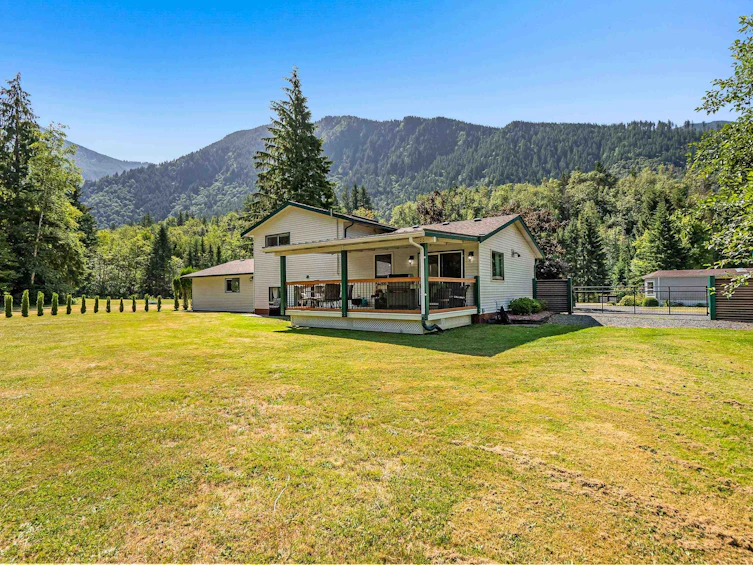 1181 Frost Road, Columbia Valley, BC, V2R 4X8 - 25