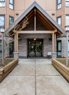 406 9978 148th Street