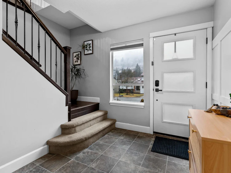 2309 Woodstock Drive, Abbotsford, BC, V3G 2E5 - 5