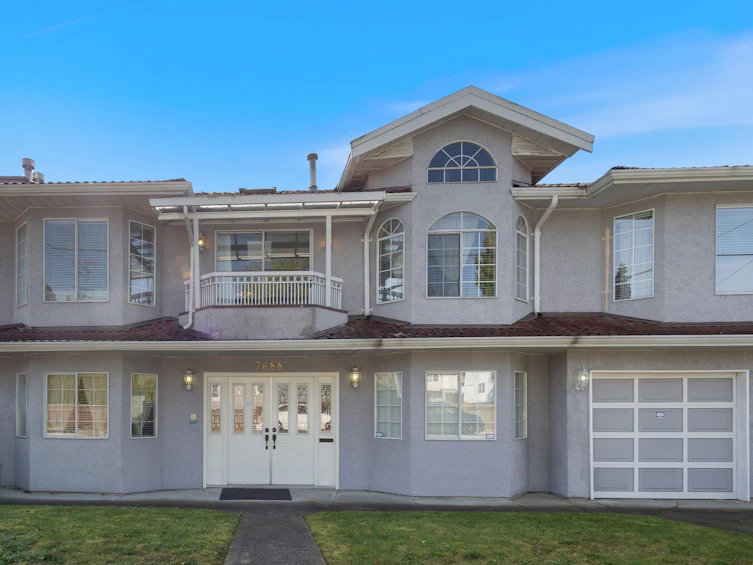 7688 17th Avenue, Burnaby, BC, V3N 1L7