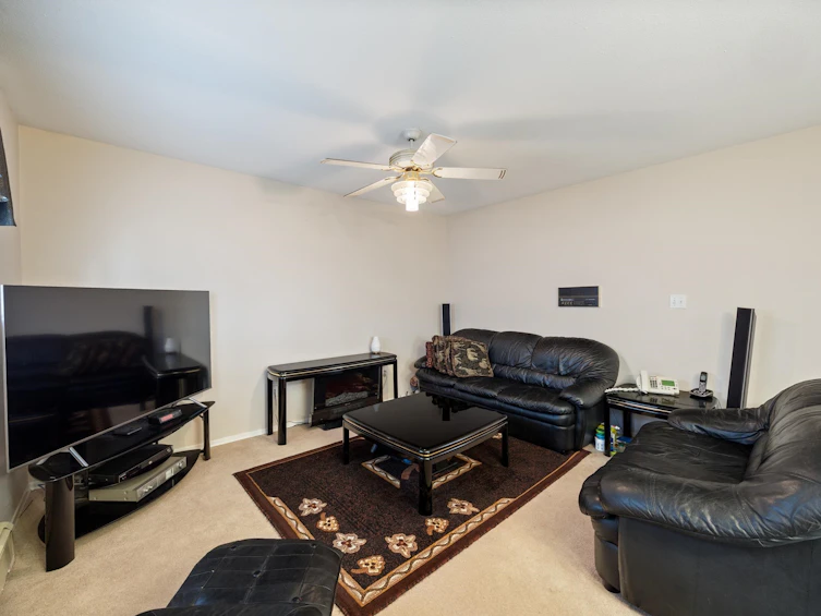 7688 17th Avenue, Burnaby, BC, V3N 1L7 - 17