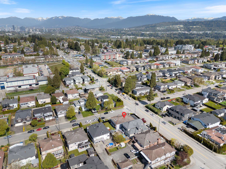 7688 17th Avenue, Burnaby, BC, V3N 1L7 - 36