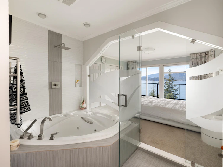 250 Kelvin Grove Way, West Vancouver, BC, V0N 2E0 - 21
