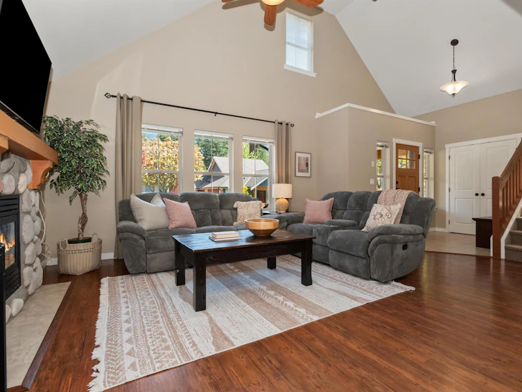 1845 Blackberry Lane, Cultus Lake, BC, V2R 0E1 - 7