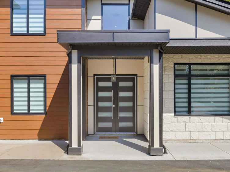 2-23809 Old Yale Road, Langley, BC, V2Z 2K4 - 2