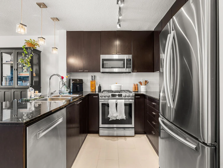 1702-39 Sixth Street, New Westminster, BC, V3L 0B3 - 7