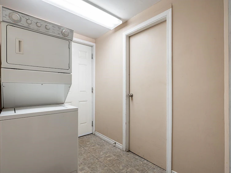 10765 141a Street, Surrey, BC, V3T 4R6 - 30