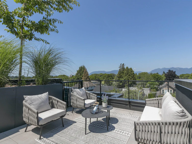 46 W King Edward Avenue, Vancouver, BC, V5Y 0N6 - 2