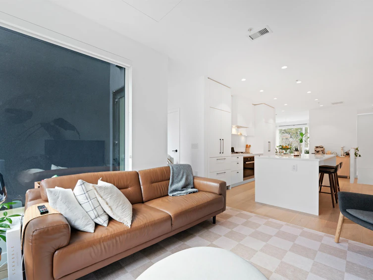 46 W King Edward Avenue, Vancouver, BC, V5Y 0N6 - 4